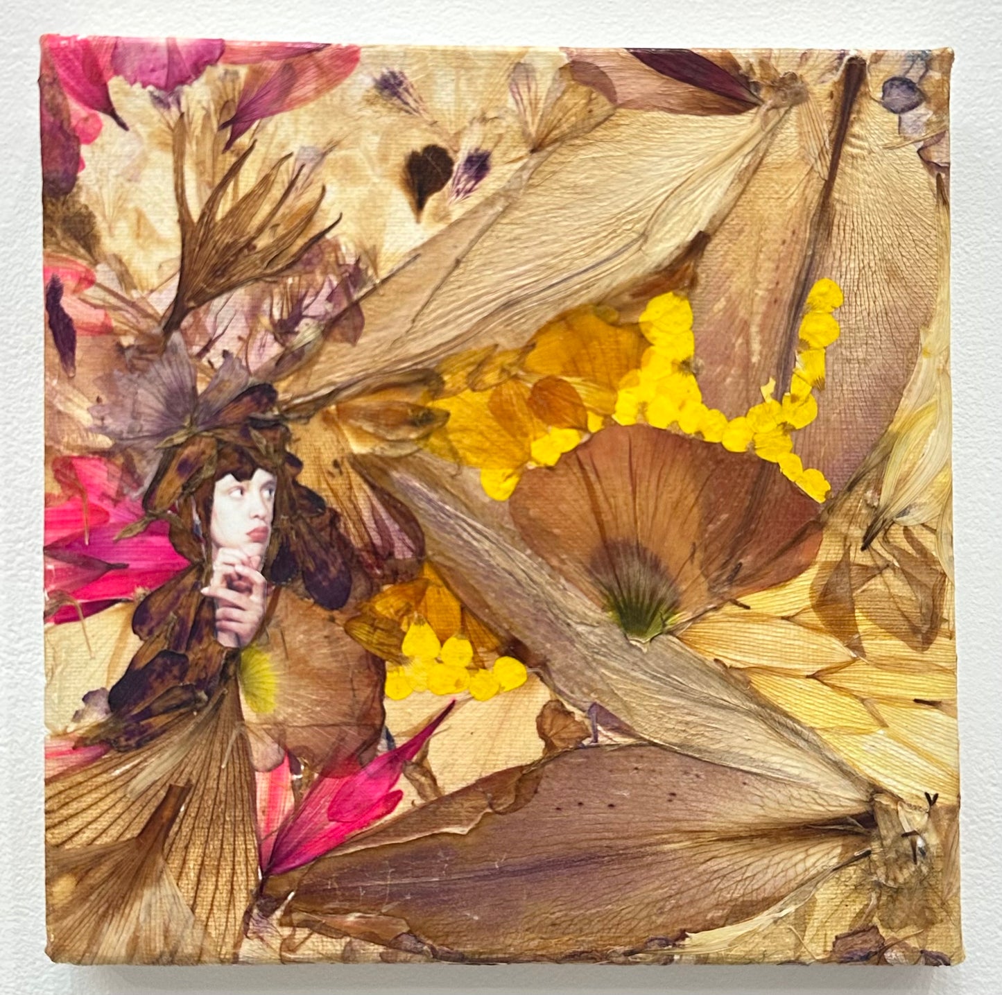 Valérie Hallier - Fille en Fleurs #13